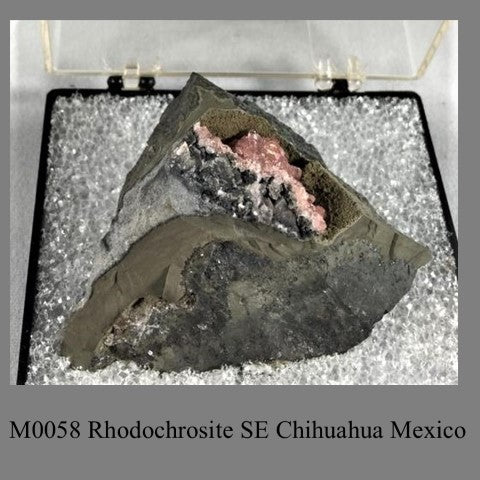 M0058 Rhodochrosite SE Chihuahua Mexico