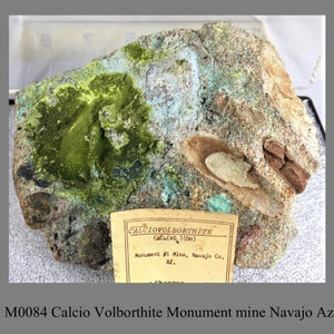 M0084 Calcio Volborthite Monument mine Navajo Az