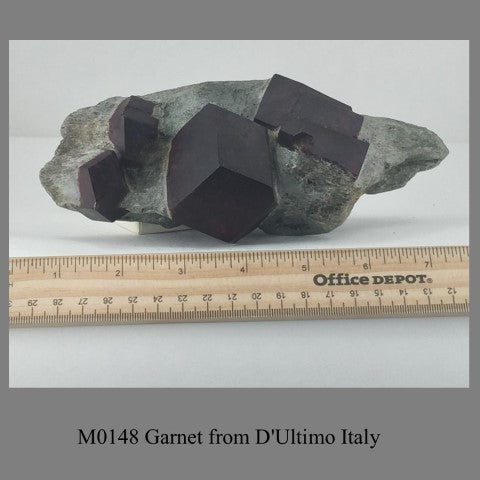 M0148 Garnet from D'Ultimo Italy