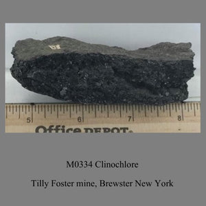 M0334 Clinochlore Tilly Foster mine, Brewster New York