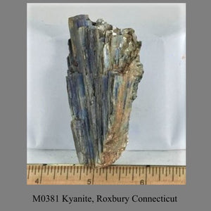 M0381 Kyanite, Roxbury Connecticut