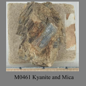 M0461 Kyanite and Mica
